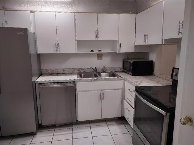 Primary Photo - 2060 NW 48th Terrace