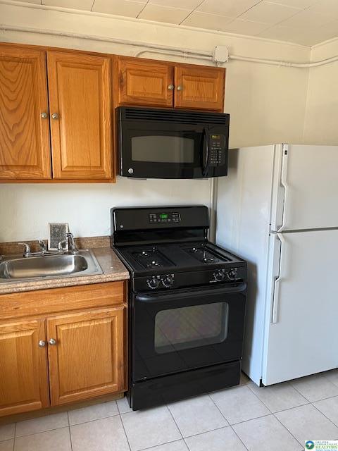 Building Photo - 218 Cattell St