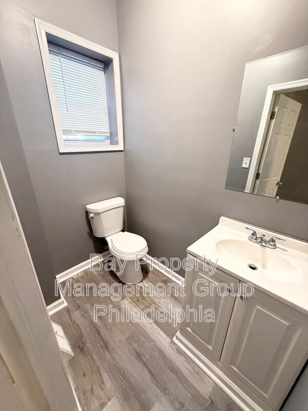 Building Photo - 2065 E Atlantic St