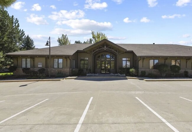 Building Photo - 6444 Silver Mesa Dr