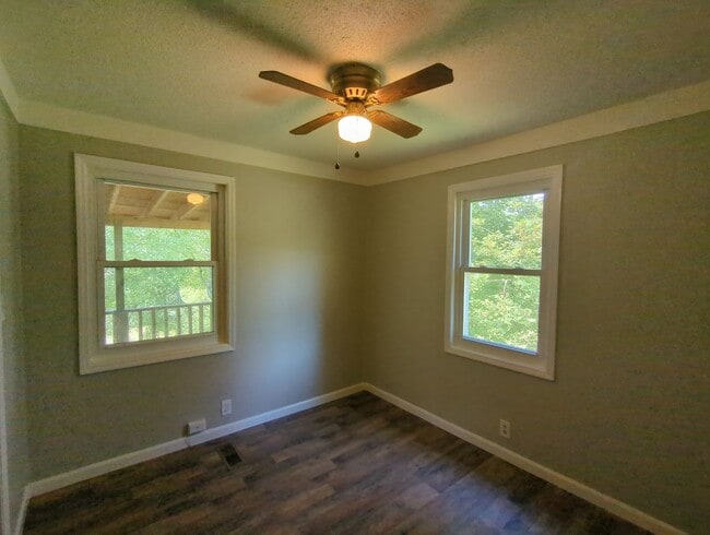 Building Photo - 3-Bedroom House in Ooltewah