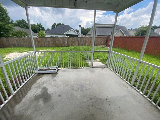 Building Photo - Home Highwoods Plantation