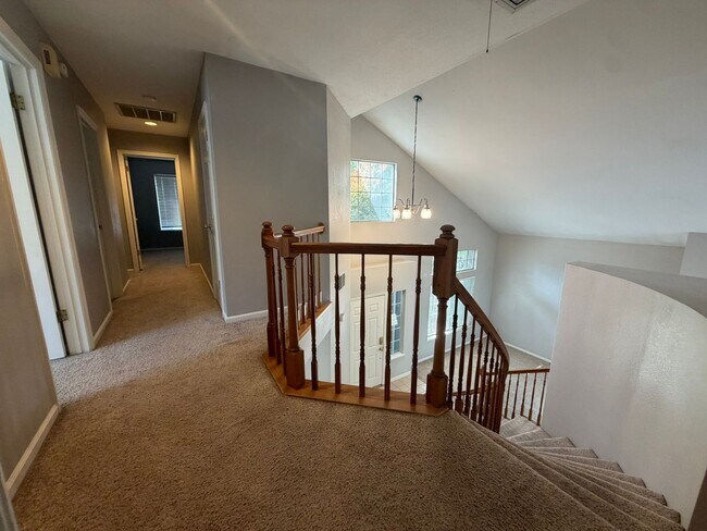 Building Photo - 8420 Oak Flat Way