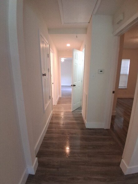 Building Photo - 412 S O Connor Rd