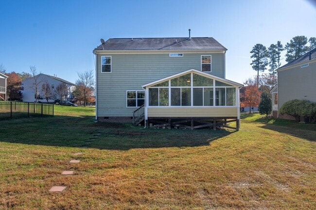 Building Photo - Welcome to this charming 4-bedroom, 2.5-bathroom home located in Durham, NC.!