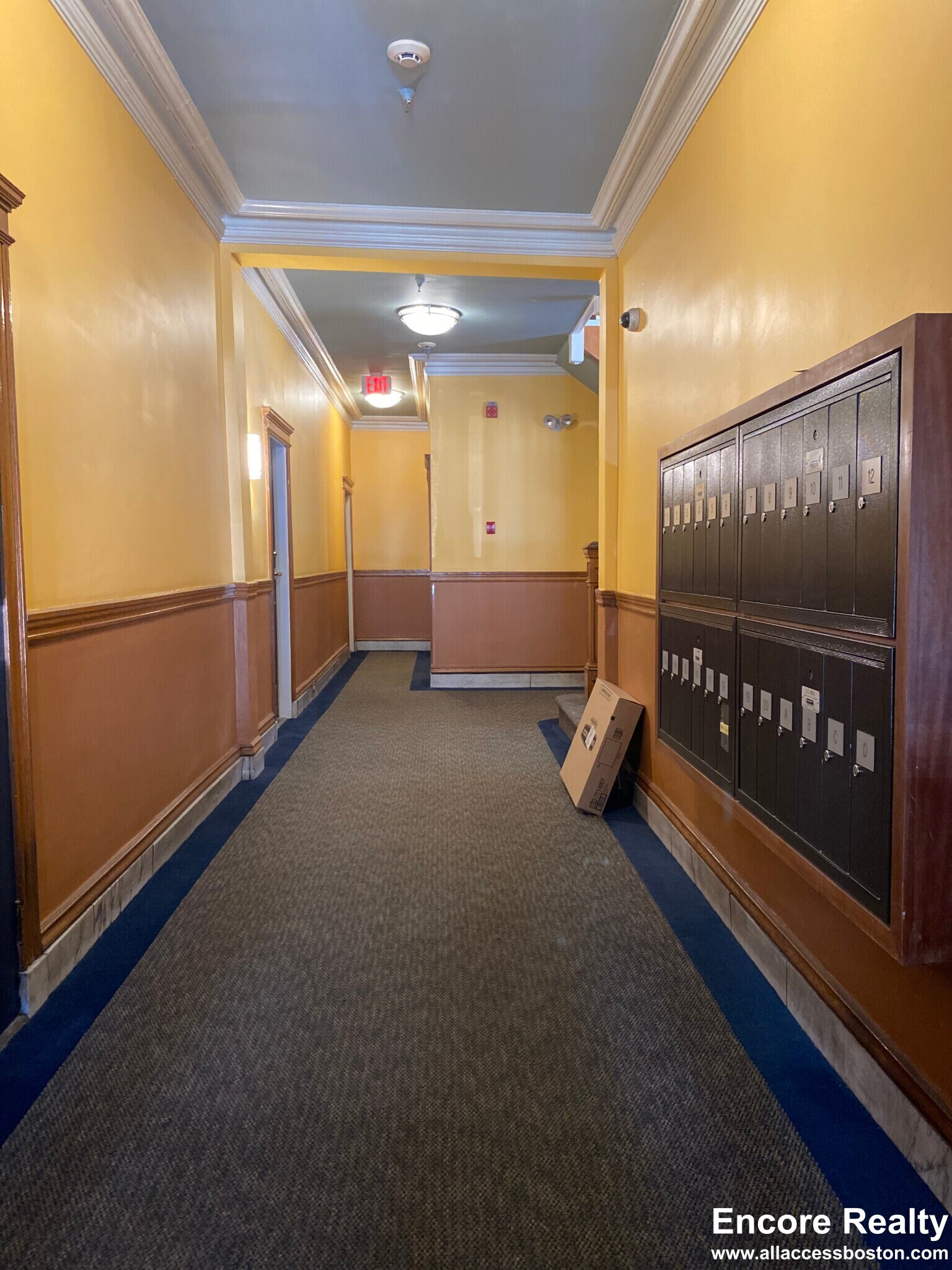 Building Photo - 120 Peterborough St