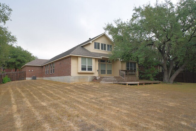 Building Photo - Beautiful Home Now Available in the Covete...