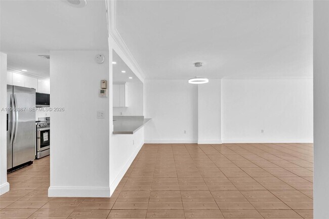 Building Photo - 2801 NE 183rd St