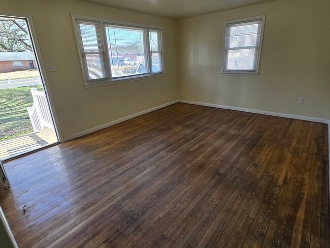 Building Photo - 3800 Walmsley Blvd