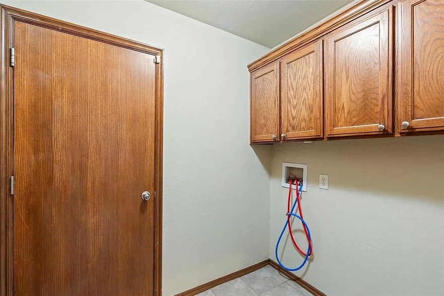 Building Photo - 11644 Country Vw