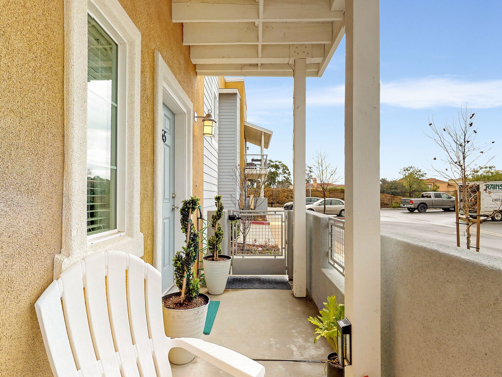 Building Photo - 955 Humbert Ave