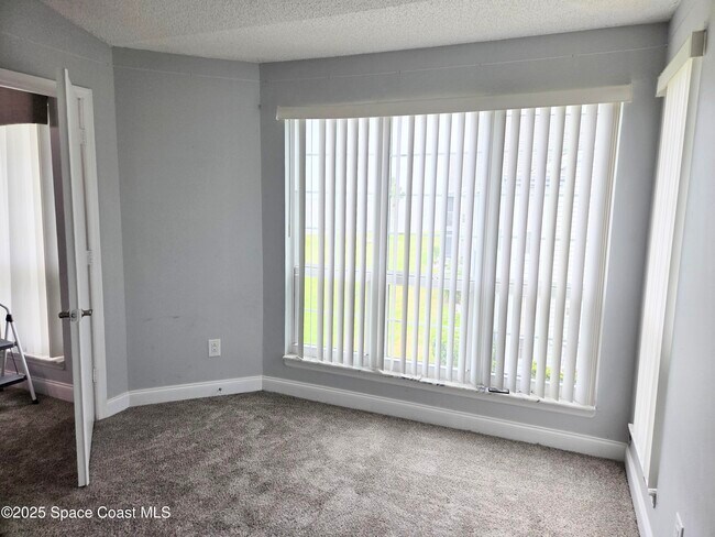 Building Photo - 7300 N Cocoa Blvd