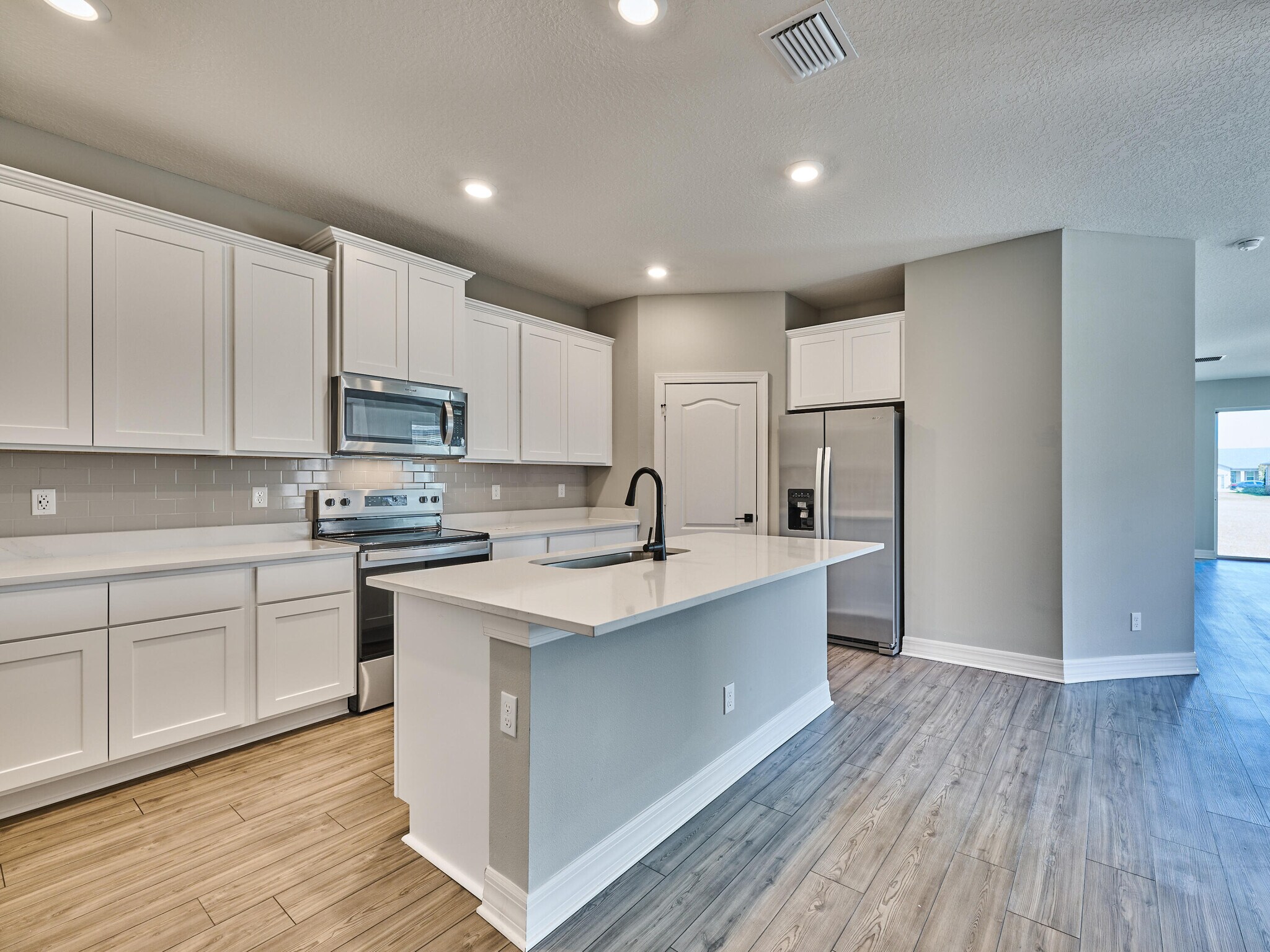 Building Photo - 1810 Celebration Dr