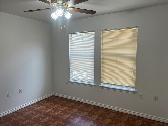 Building Photo - 6109 Club Terrace