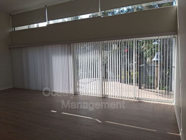 Building Photo - 1903 S MacDill Ave