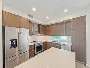 Building Photo - Modern Golden Hill Retreat with En-Suite B...