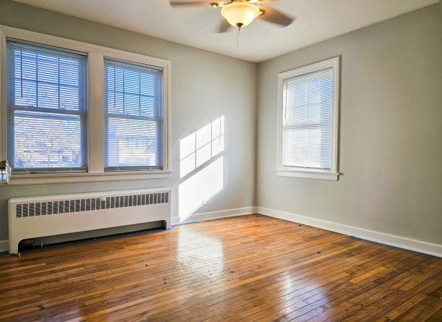 Building Photo - 2 bedroom in Riverside IL 60546