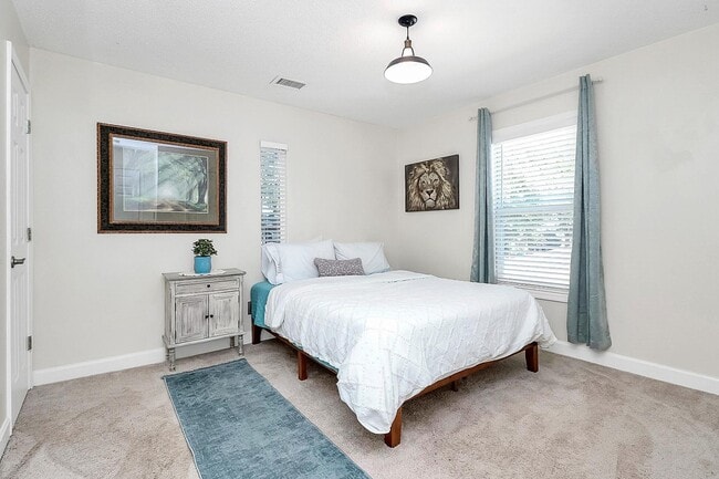 Building Photo - 2016 Brewton Dr