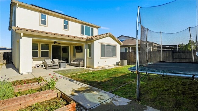 Building Photo - 5120 Moonraker Ln