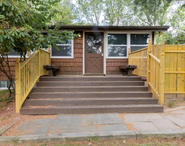 Primary Photo - 14 Shirley Dr