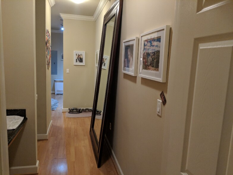 Building Photo - 2756 Mcknight Crossing Ct