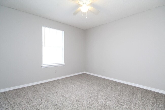 Building Photo - 2081 Sequoia Cir