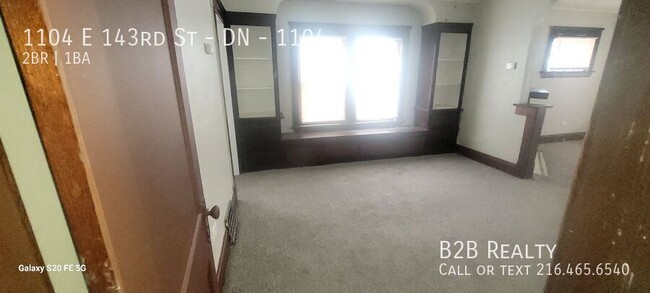 Building Photo - Spacious Two-Bedroom Unit in a Charming Mu...