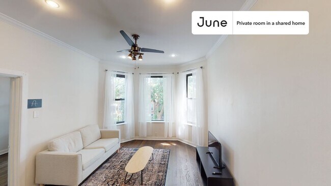 Building Photo - Room in Shared 3 bed/1.5 bath home