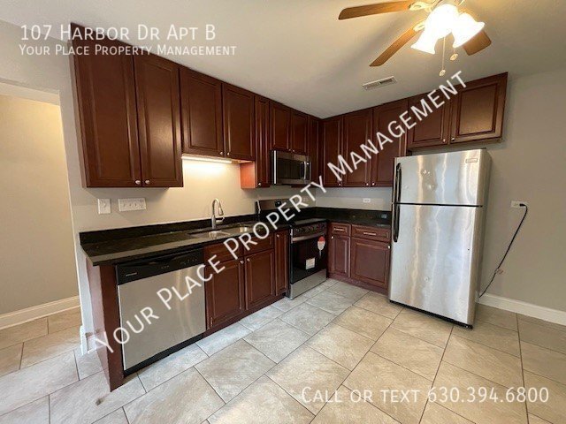Building Photo - Beautifully updated 2BR, 1BA in Pelican Cove!