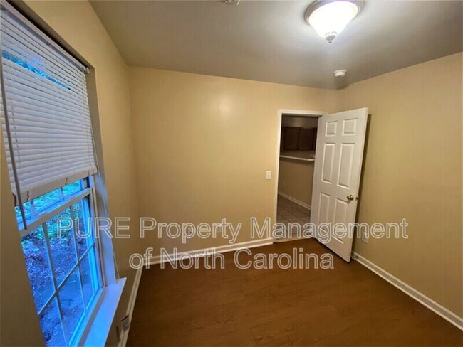 Building Photo - 2507 Pinnix St