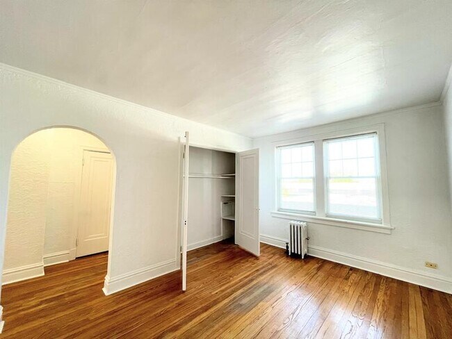Building Photo - 6655 Berthold Ave