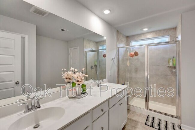 Building Photo - 430 Water Orchid Wy