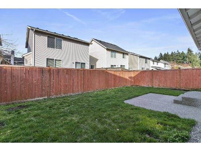 Building Photo - Graham 3 bedroom