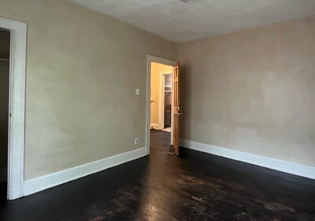 Building Photo - 16211 Fairfield St