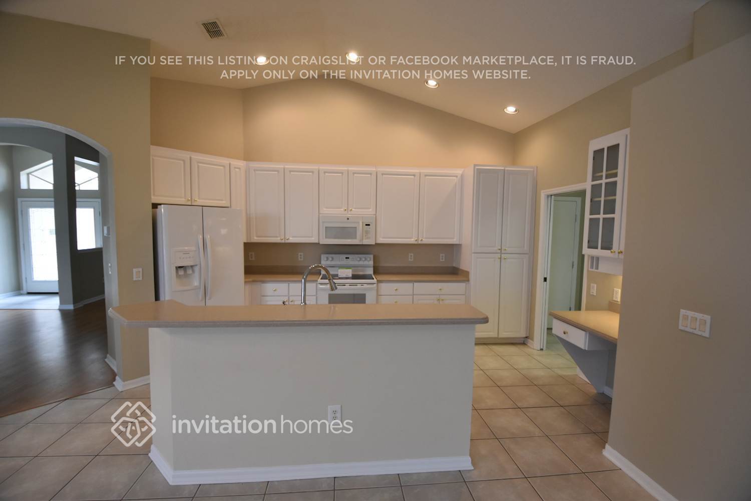 Building Photo - 4639 River Overlook Dr