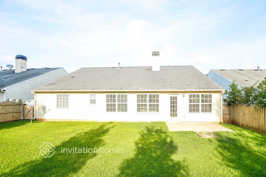 Building Photo - 1029 S Creek Dr