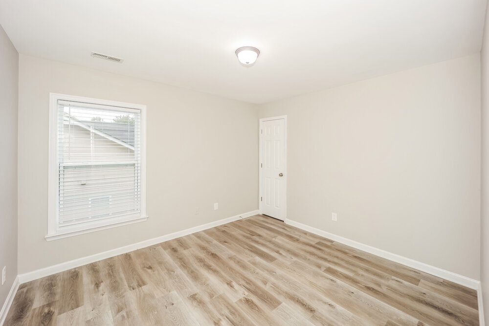 Building Photo - 8949 Crest View Cir