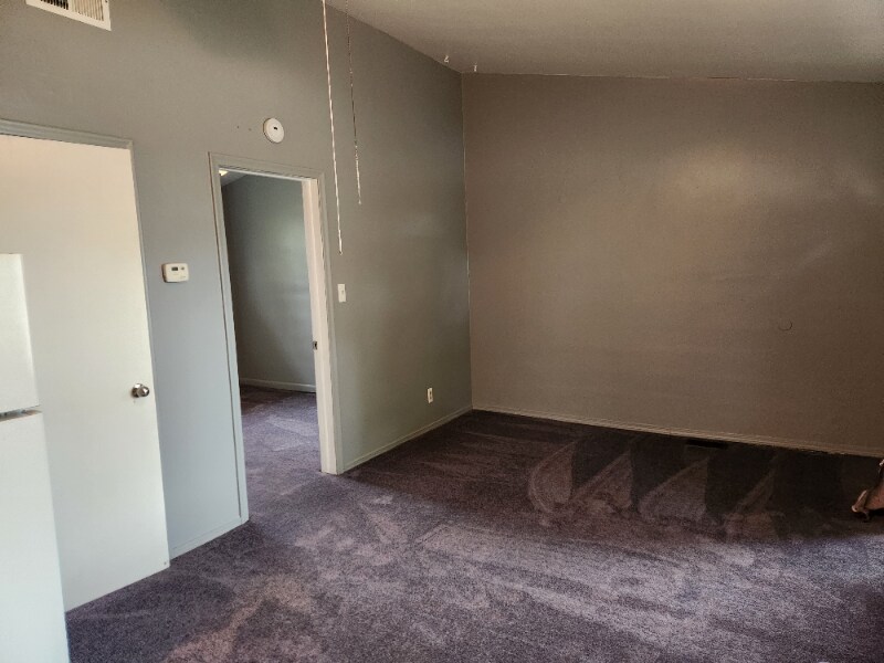 Building Photo - 591 O Connor Ave