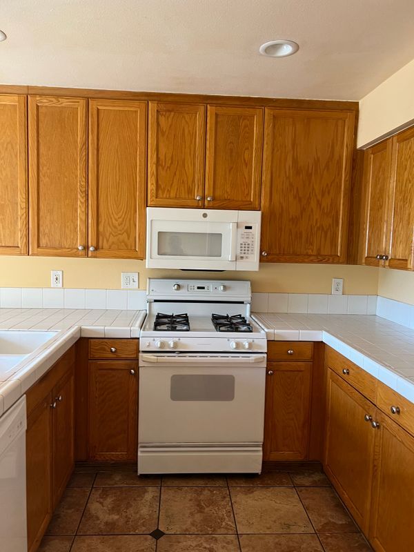 Building Photo - 15790 Midwood Dr