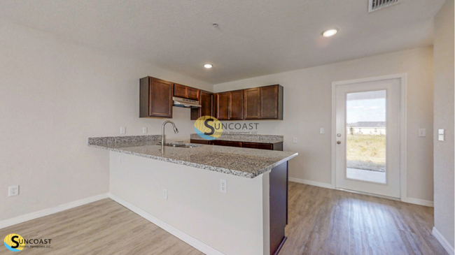 Building Photo - Move-in Ready! Gorgeous 1 Bed End Unit Apt...