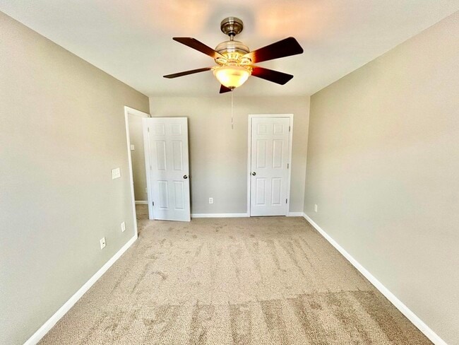 Building Photo - 1042 Prestwyck Ct