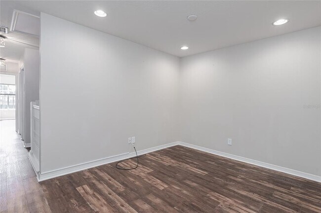 Building Photo - 329 Cape Harbour Loop