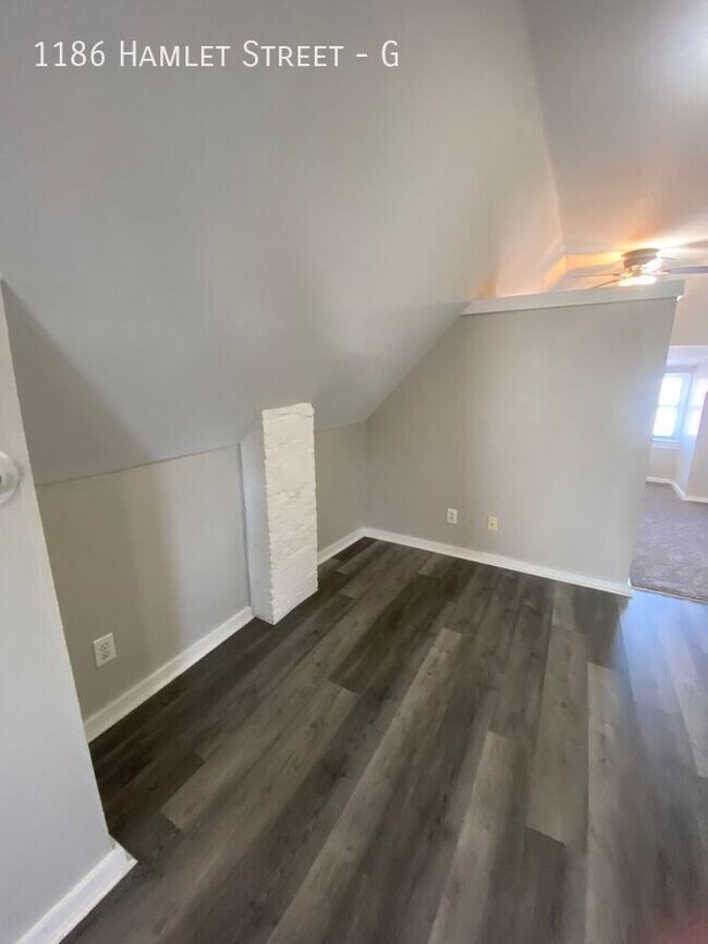 Building Photo - Spacious One Bed in Downtown Columbus