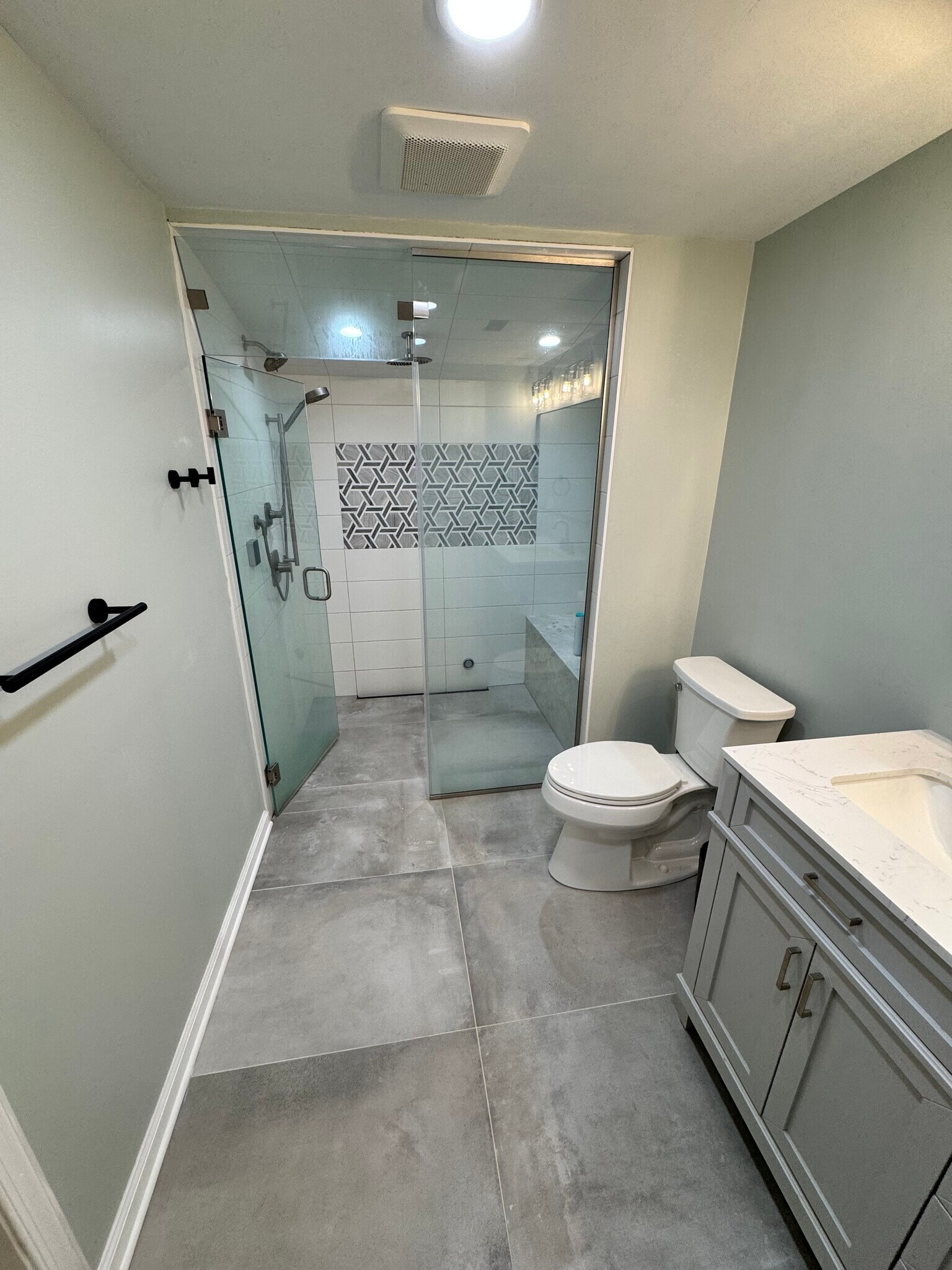 Building Photo - 1821 Prindle Dr