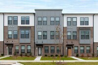 Building Photo - Stunning 4-Bedroom Home for Rent in Prime Cary Location!