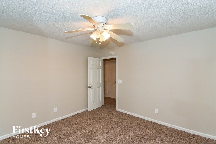 Building Photo - 346 Windriver Trail