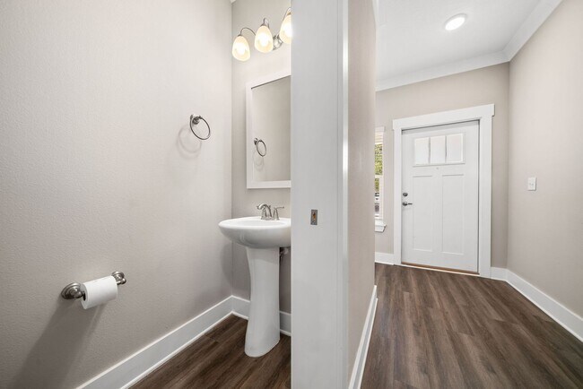 Building Photo - 222 N Sand Palm Rd