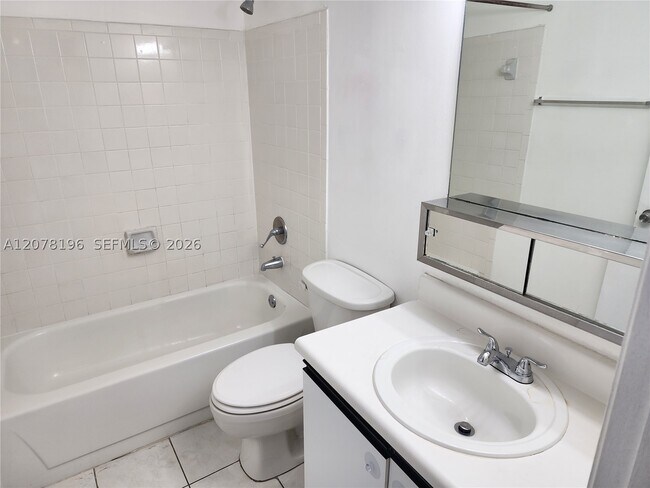 Building Photo - 15615 SW 74th Cir Dr