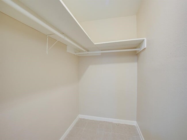 Building Photo - 2605 Marilee Ln