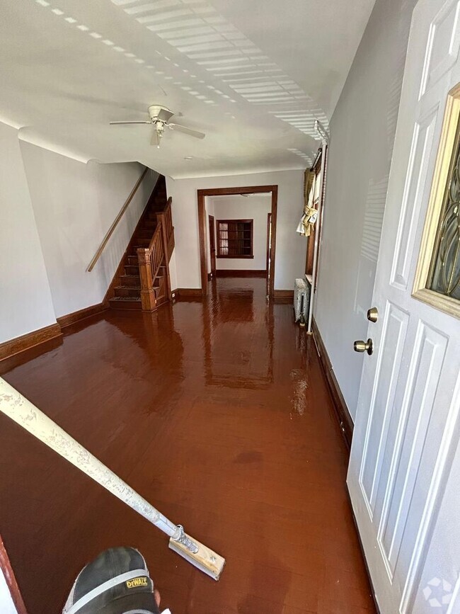 Building Photo - 249 Highland Ave